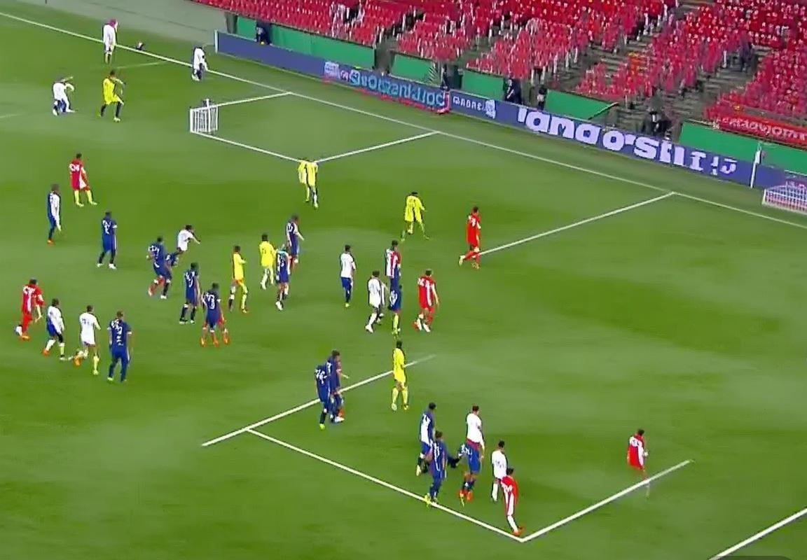 巴黎圣日耳曼vs摩纳哥：教练对决与战术解析前瞻(图3)